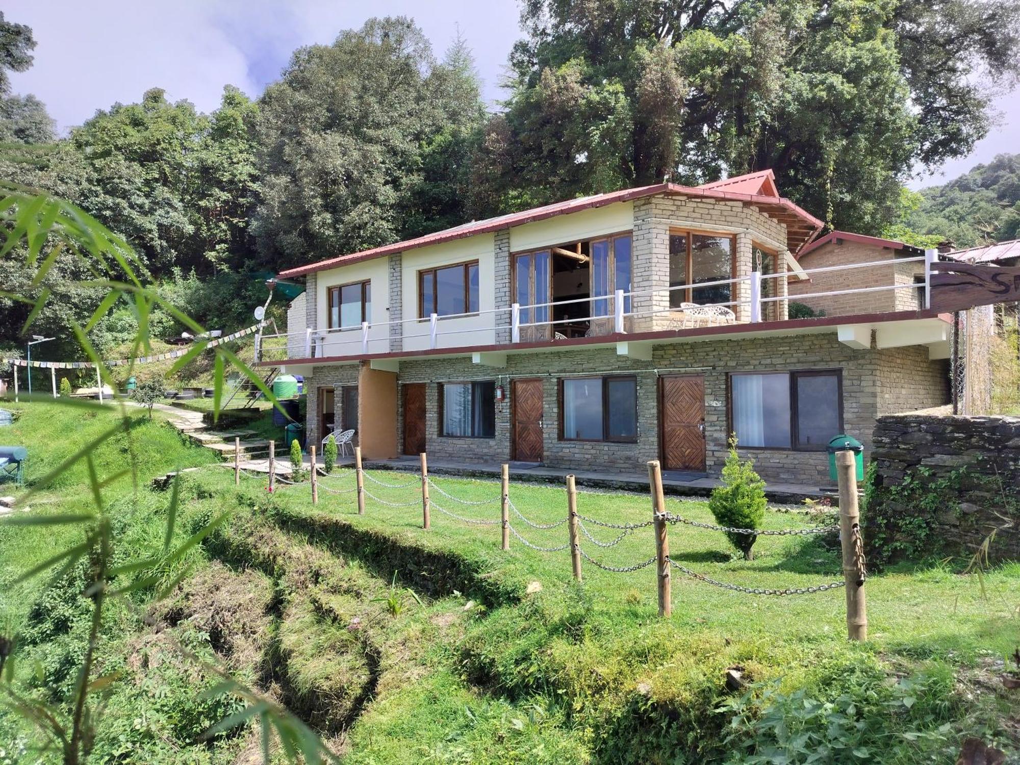 Simba Jungle Lodge, Binsar Wildlife Sanctuary Bagian luar foto