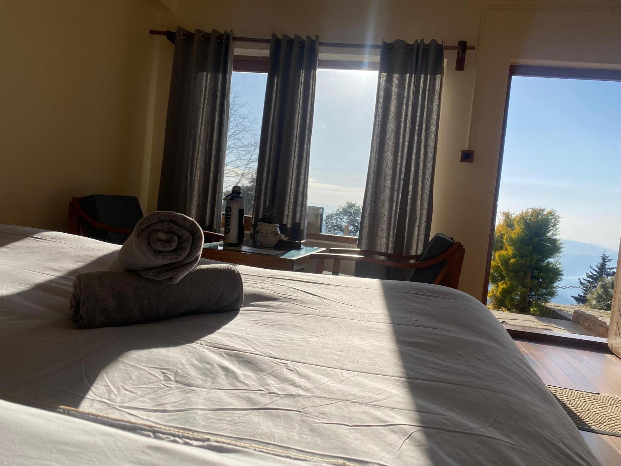 Simba Jungle Lodge, Binsar Wildlife Sanctuary Bagian luar foto