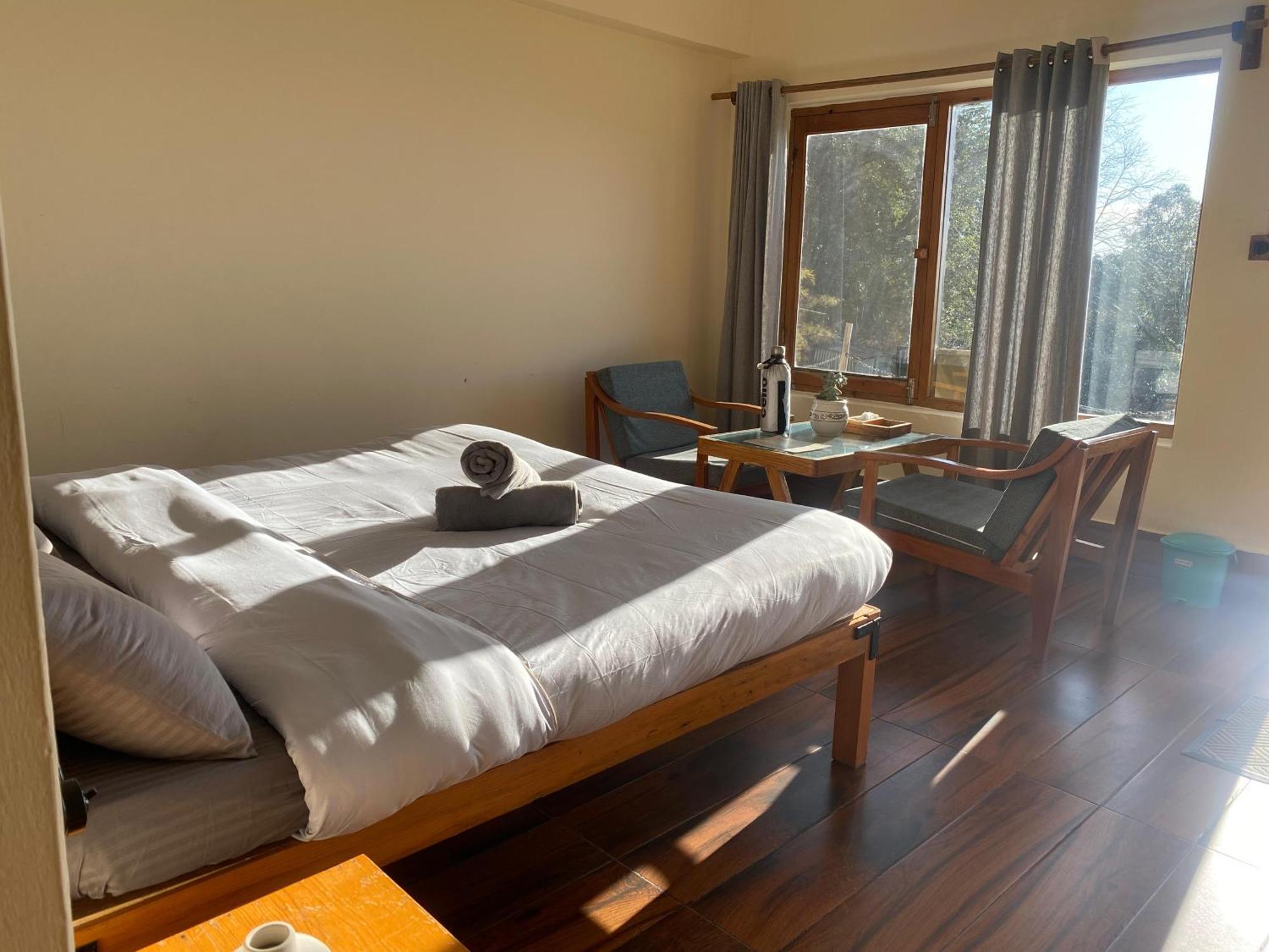 Simba Jungle Lodge, Binsar Wildlife Sanctuary Bagian luar foto